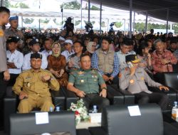 *Pangdam III/Slw Dampingi Mendes pada “Peringatan Hari Desa”*