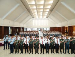 Studi Kepemimpinan dan Kedisiplinan SMA Taruna Nusantara Cimahi ke Kodam III/Slw
